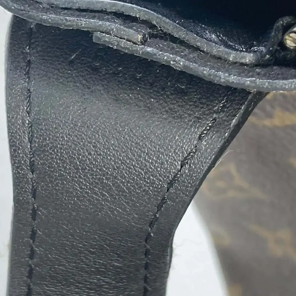 LOUIS VUITTON Authentic Black Monogram Canvas Shoulder Bag